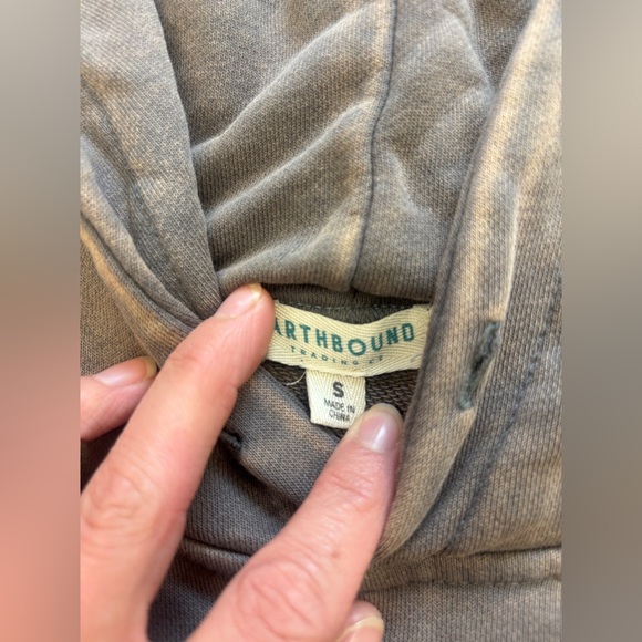 Earthbound Distressed Ombré Cropped Hoodie Boho bohemian peace sign small - Picture 4 of 7